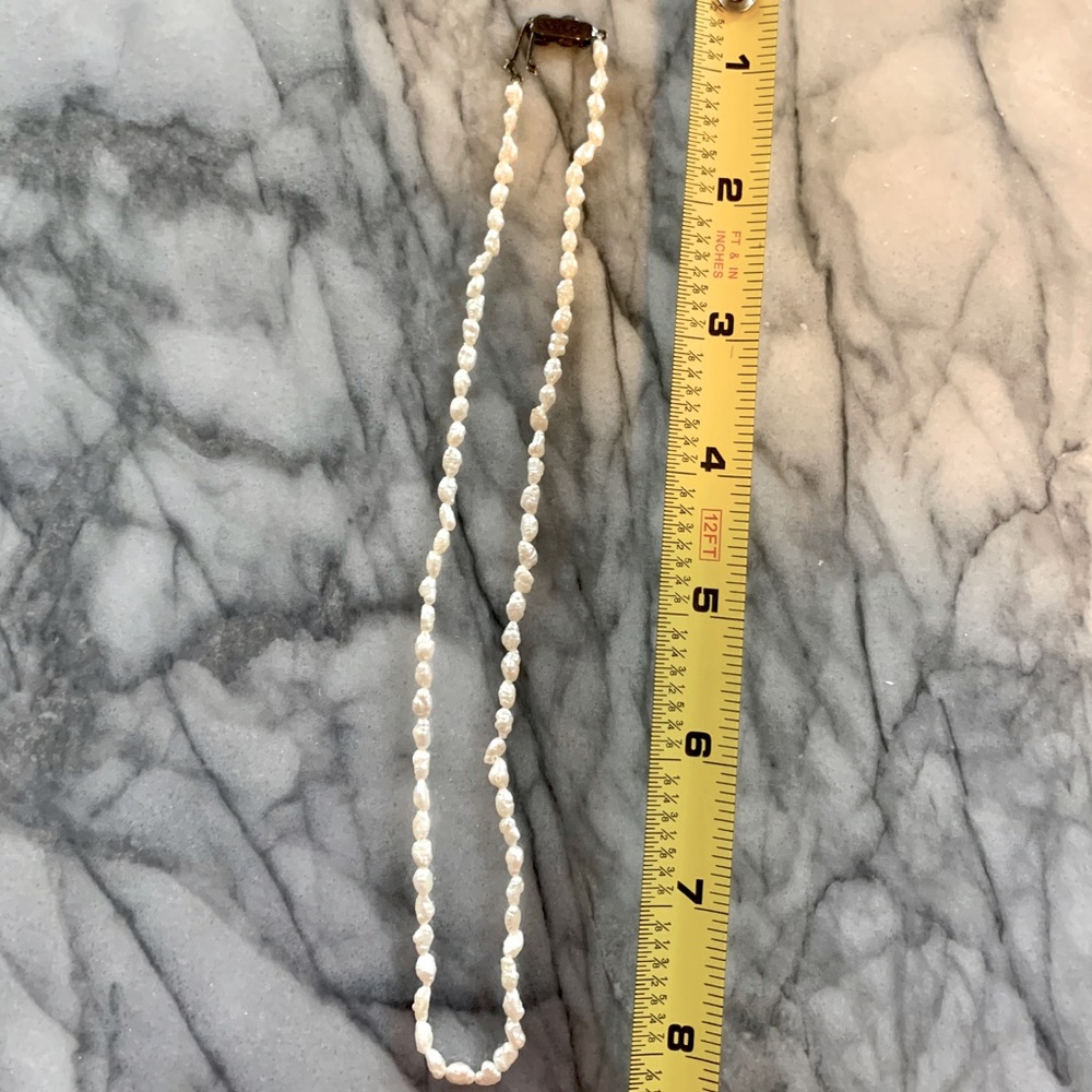 White Pearl necklace
